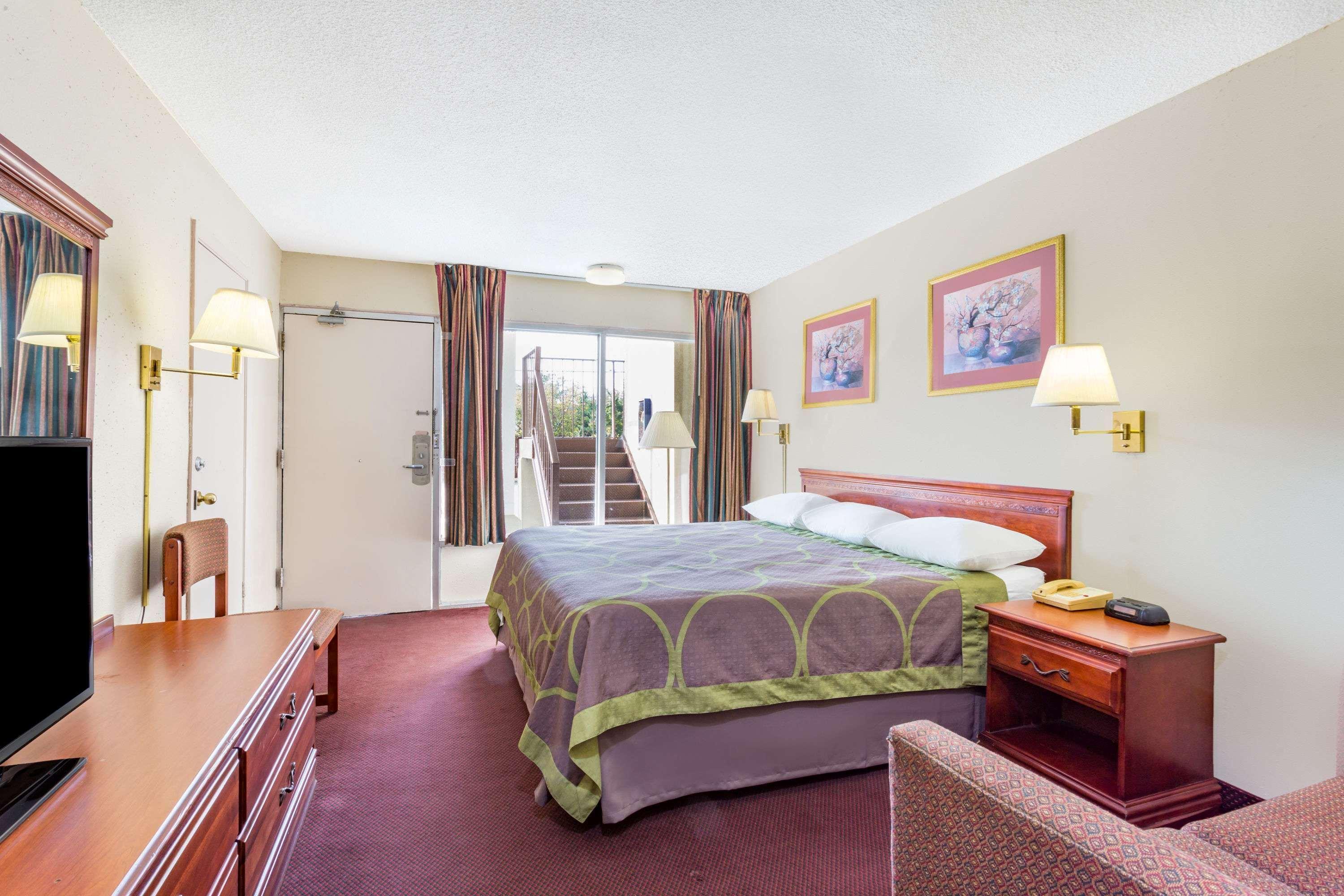 Super 8 Hotell Ashland Exteriör bild