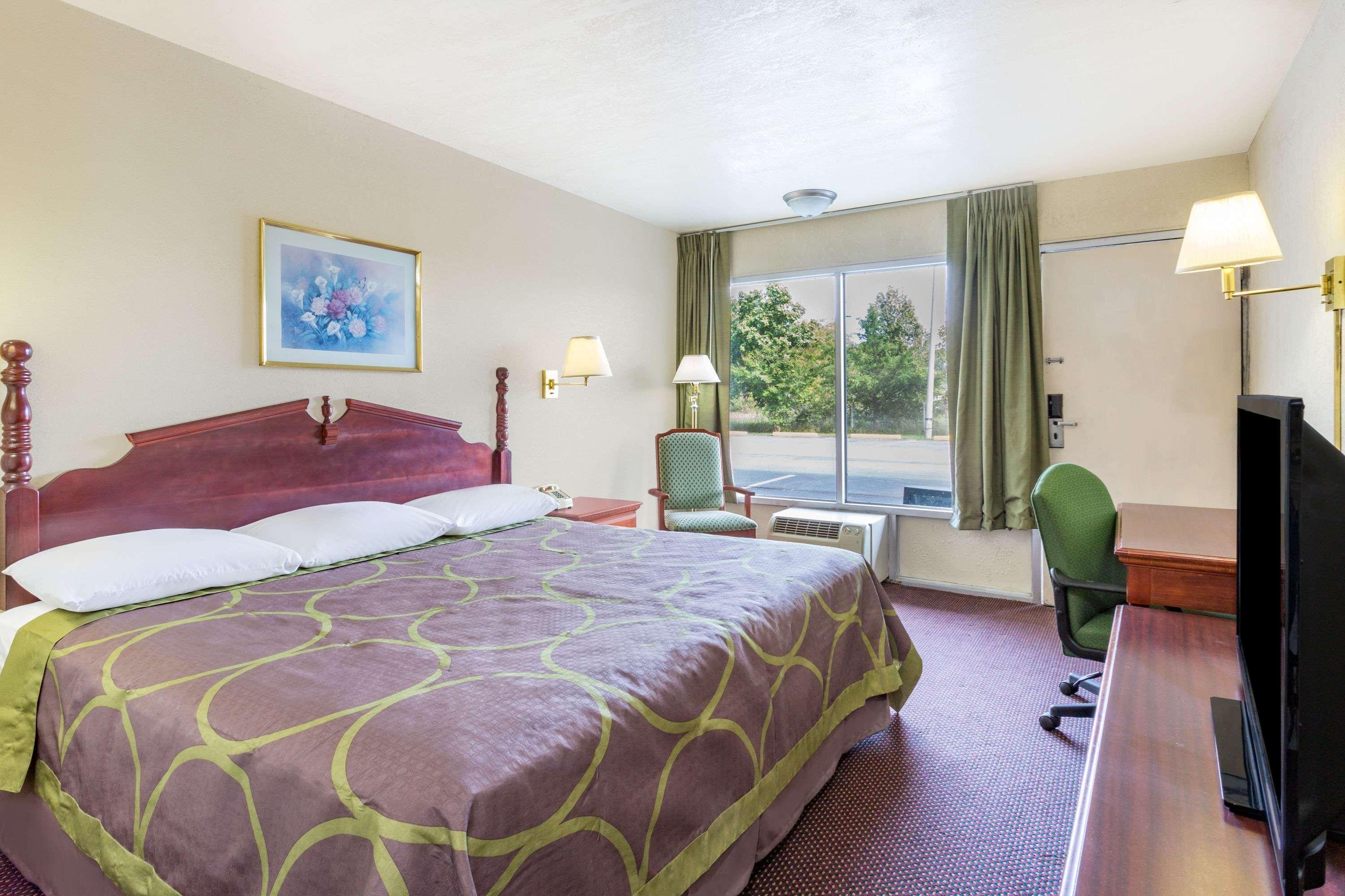 Super 8 Hotell Ashland Exteriör bild